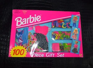Barbie 1995 100 piezas Set de Regalo Paquete Moda Accesorio Ropa Zapatos Perchas Raro #1 - Imagen 1 de 2