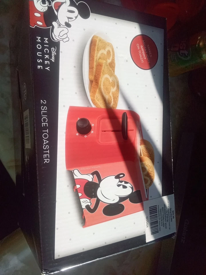 Tostadora Disney Mickey Mouse 2 rebanadas impresiones rojas Mickey Head tostadas marcas seleccionadas Foto 1 de 2