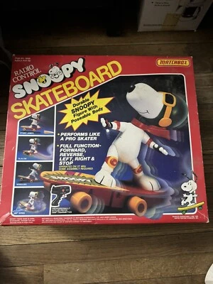 VTG Matchbox Radio Control Snoopy Skateboard 27Mhz Spins Jumps - Image 1 of 3