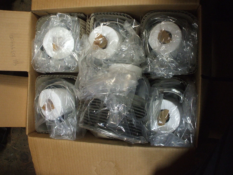 91110394901 Juego de pistones y cilindros 2.7 porsche 911 NOS OEM MAHLE 911 Foto 1 de 1