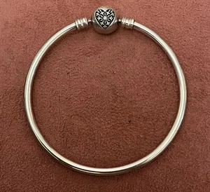 Genuine Pandora Bangle Size 17cm - Picture 1 of 1