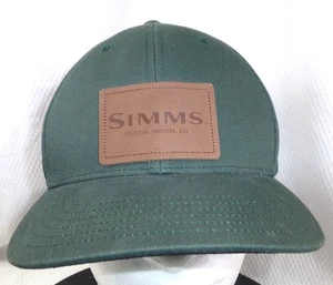 Cappello snapback verde pesca a mosca toppa pelle Simms per appassionati outdoor - Foto 1 di 8