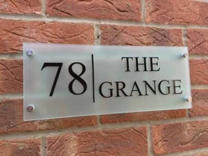 MODERN HOUSE SIGN PLAQUE NUMBER / STREET GLASS EFFECT ACRYLIC NAME 400MM/140MM - Picture 1 of 3
