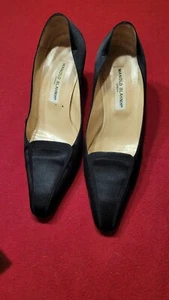 Manolo Blahnik. Pumps, High Heels, Schwarz, Größe 38.5 - Bild 1 von 3