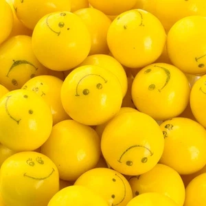 GUMBALLS SMILES BUBBLE GUM 25mm or 1 inch (285 count), 5LBS - Picture 1 of 1