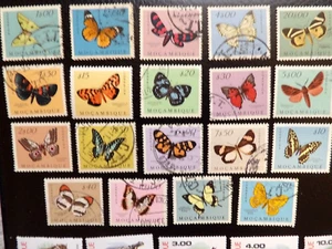 19 Mozambique Stamps - Lot#R56 Butterflies - Picture 1 of 1