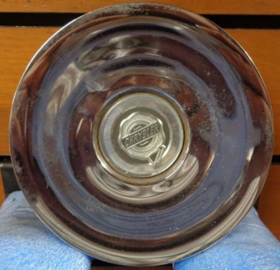 Tapa central cromada para rueda Chrysler Town & Country 2004-2007 04743572AA 2211B Foto 1 de 4