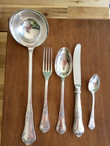 MENAGERE WMF EN METAL ARGENTE DANS COFFRET EN BOIS ERCUIS 49 PIECES - Imagen 1 de 14