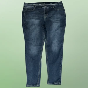 Jeans de tiro alto Maurices talla grande talla 24W regular 44x31 #119 - Imagen 1 de 4
