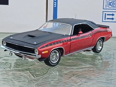 1/24 Franklin Mint Red 1970 Plymouth AAR Cuda - Image 1 of 4