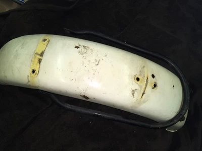 Triumph Unit T100R Rear Fender - Image 1 of 4