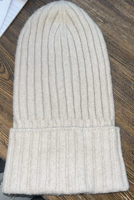 maeve Anthropologie knit  beanie hat oatmeal/cream one size Granola Girl - Imagem 1 de 4