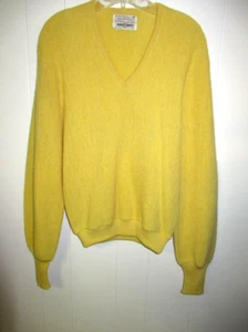 VTG 70'S ROBERT BRUCE ARNOLD PALMER YELLOW V NECK WOOL BLEND GRUNGE SWEATER SZ S - Picture 1 of 6