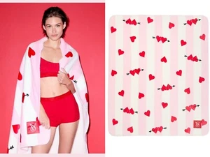 VICTORIA'S SECRET Cozy Sherpa Fleece Blanket LOGO ❤️ HEART VALENTINE'S DAY 2025 - Picture 1 of 6