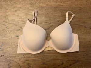 PINK Victoria's Secret Marzipan 28C Wear Everywhere T-Shirt Light Lined Bra - Picture 1 of 2