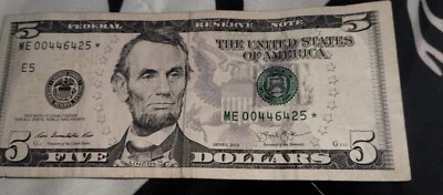 💰💸 5 Dollar Bill Star Note🌟 2013 RARE LOW RUN/PRINT SIZE 640,OOO - Image 1 of 4