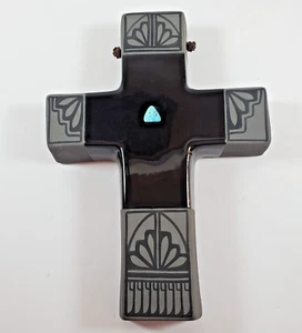 Kruzifix Südwest Kunst von Lawrence Vargas Blackware Keramik natürlicher Türkis - Bild 1 von 11
