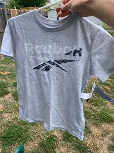 NWT BOYS REEBOK TOP SIZE 8 - Picture 1 of 2