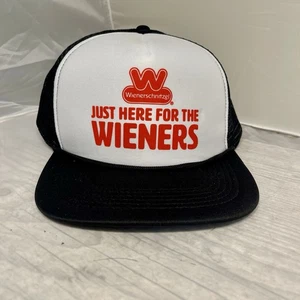 Wienerschnitzelmütze JUST HERE FOR THE WIENERS Baseball / Truckermütze New Release - Bild 1 von 6