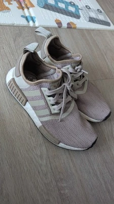 adidas NMD_R1 Damen-Schuhe Sneakers, Beige, Größe 38 2/3 - Bild 1 von 4