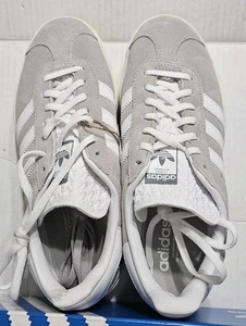 Adidas Womens Gazelle Bold W Sneaker, Grey/White Sz 8.5 NIB HQ6893 2 Pr Strings - Picture 1 of 15