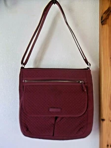 Vera Bradley Marke nicht mehr produziert 2017 Berry Burst Wein Versandtasche Stil Umhängetasche - Bild 1 von 11