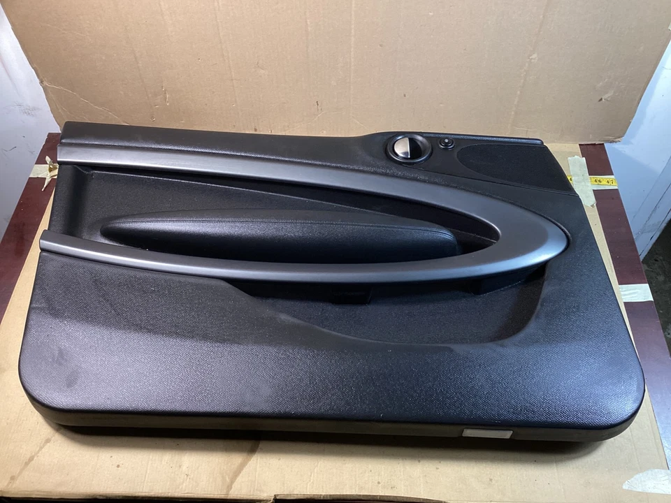 2013-2016 MINI COOPER PACEMAN FRONT LEFT DRIVER SIDE DOOR INTERIOR PANEL OEM . - Image 1 of 4