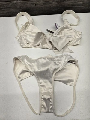 Sujetador de inmersión Adore MeGynger talla pequeña blanco sexy ropa íntima nuevo con etiquetas  Foto 1 de 4