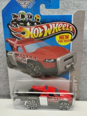 Hot Wheels HW City Works #50/250 REPO DUTY rojo y negro ¡NUEVO EN TARJETA! Foto 1 de 4