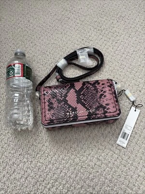 Bolso Bandolera Marc Jacobs Pequeño Solapa Estampado Serpiente Cuero Teléfono Mini Rosa Polvorienta Foto 1 de 4