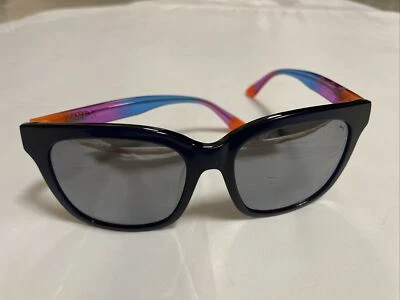 Gafas de sol puma multicolores con monturas de brazo Foto 1 de 4