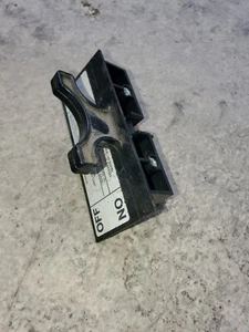 NON FUSED DISCONNECT PULLOUT HANDLE used 30-16975 Air Conditioner Power Switch - Picture 1 of 4