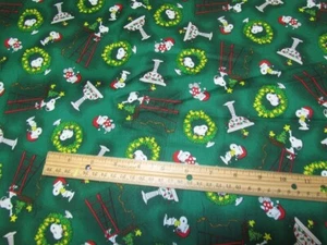 Tela de algodón navideño Green Acolchado Treasures fisgón/woodstock por yarda - Imagen 1 de 1