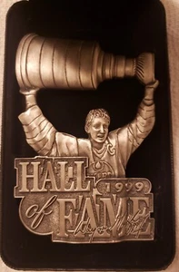 1999 Pewter Gretzky Upper Deck Commemorative Sculptured Art Collectible 2/499. - Picture 1 of 4