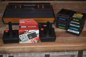 Atari 2600 4 Switch system console w/ 10 games joysticks works 100%!