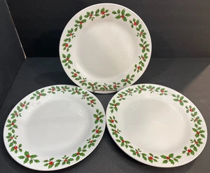 ROYAL NORFOLK ~ Set of 3 ~ HOLLY BERRIES DINNER PLATES ~ 10 1/2 inches - Picture 1 of 9