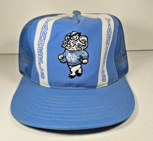 De colección UNC TARHEELS Carolina del Norte Camionero Snapback Malla Gorra NCAA Hecha en EE. UU. - Imagen 1 de 11