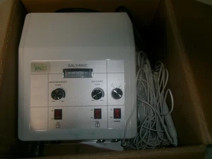 SKIN ACT: OXYGENINFUSION MACHINE/IN BOX WITH ALL PAPERWORK AND ATTACHMENTS1 - Picture 1 of 12