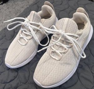 Nike Viale Light Cream and White Running Shoes AA2185-200 Women's Size 8.5 - Picture 1 of 12