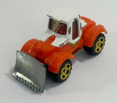 Matchbox 2005 Tractor Plow Plowverizer Modern Orange / White Cab 1:64 - Image 1 of 4