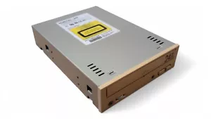 Momitsu CDM-P523 - IDE 5.25" CD ROM - Beige Bezel Optical Drive - Picture 1 of 4