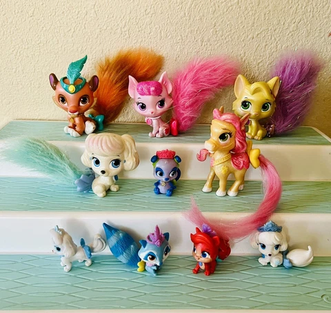DISNEY Princess Palace Pets LOT Of 10 Furry Tail Friends Cover