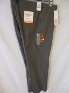 Dockers Cotton Blnd Flat WORKDAY Solid Brown Straight Fit Khaki SR$50 NEW - Picture 1 of 3