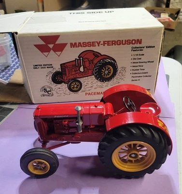 Massey Ferguson Pacemaker 1/16 Collector Edition - Image 1 of 4