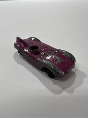 Coche deportivo Jaguar tipo D 1955 Tootsie Toy vintage púrpura EE. UU. Foto 1 de 4