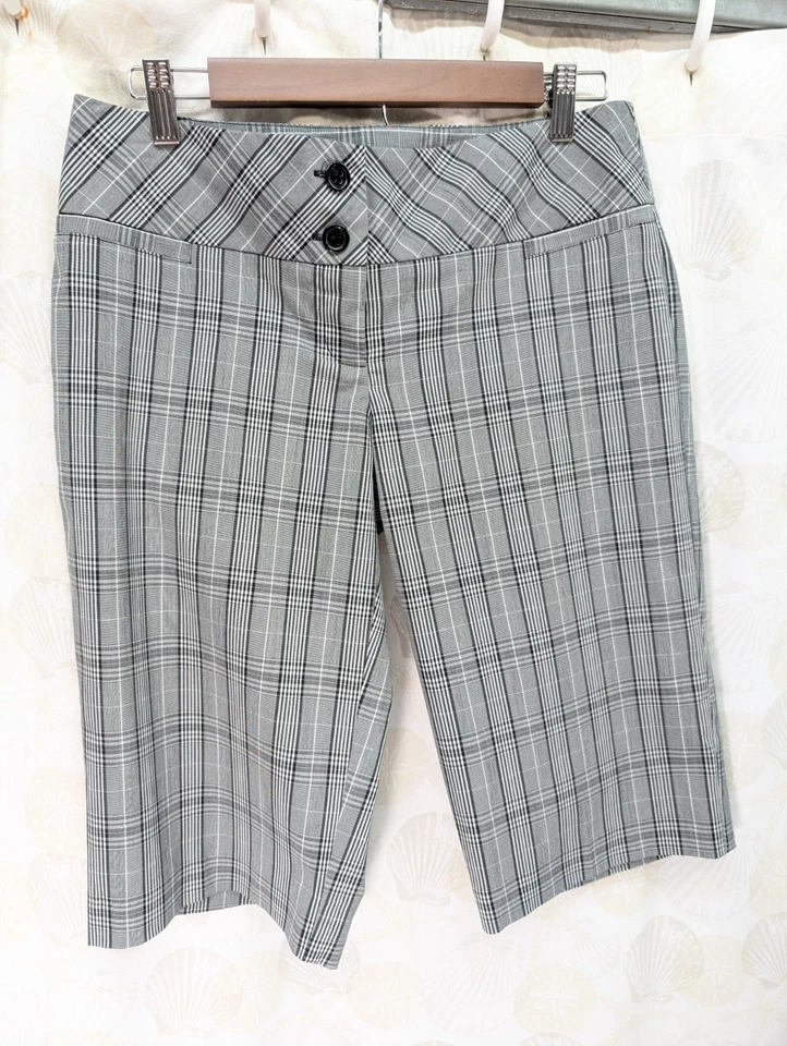 Maurices Women's 7/8 Bermuda Shorts Black-White Plaid Faux Pockets - Image 1 of 4