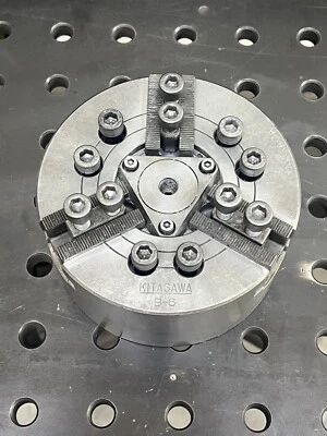 Mandril de torno hidráulico Kitagawa B-6 6,5" 3 mordazas Foto 1 de 3