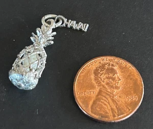 Vintage Sterling HAWAII Pineapple Charm with Pearls 7/8" - Picture 1 of 4