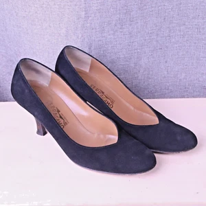 Salvatore Ferragamo Damen 10-2A Vintage schwarz Wildleder Samt klar Absatz Pumps - Bild 1 von 18