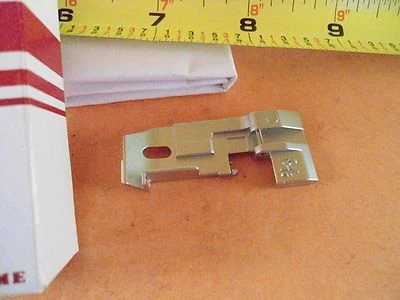 PIPING FOOT 3/16" PFAFF SERGER 752 4752 # 200220107 - Image 1 of 3